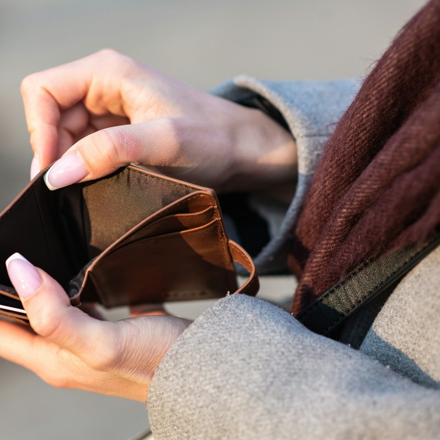 Billetera Bifold de Cuero Marrón — Velaro