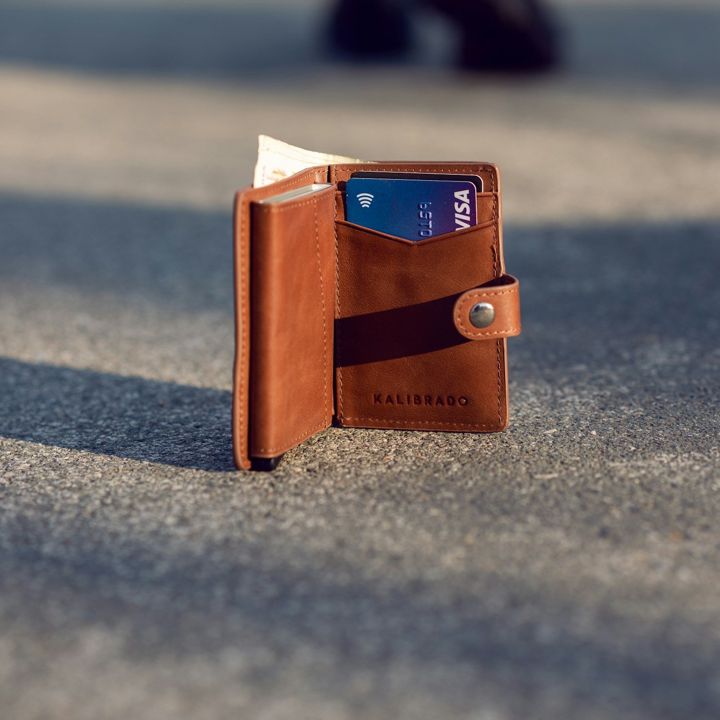 Billetera Vertical con Clip Metálico — Velaro
