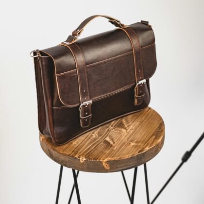 Bolso Mensajero de Lona Encerada — Velaro