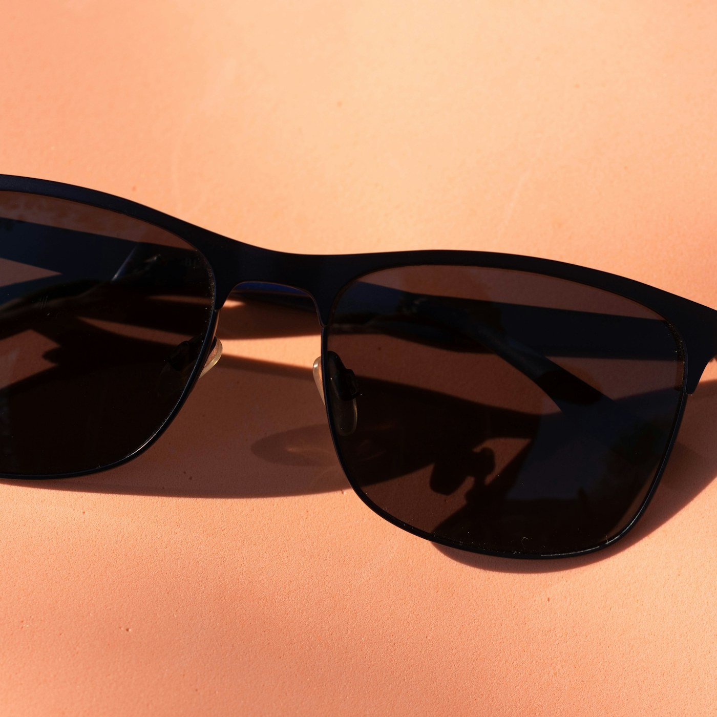 Lentes de Sol Wayfarer Clásicos Lentes de Sol Wayfarer Clásicos — Velaro