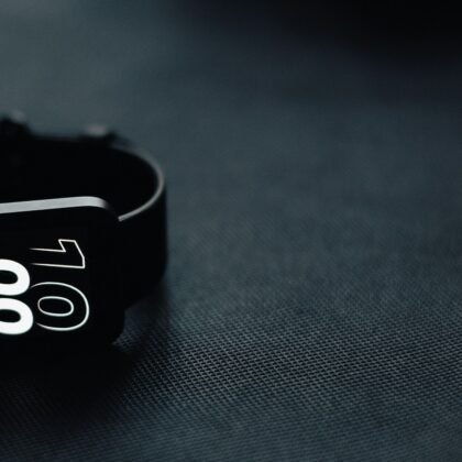Smartwatch AMOLED GPS Multideporte — Velaro